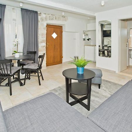 Apartment And Studios Happy Place Hvar Town Dış mekan fotoğraf