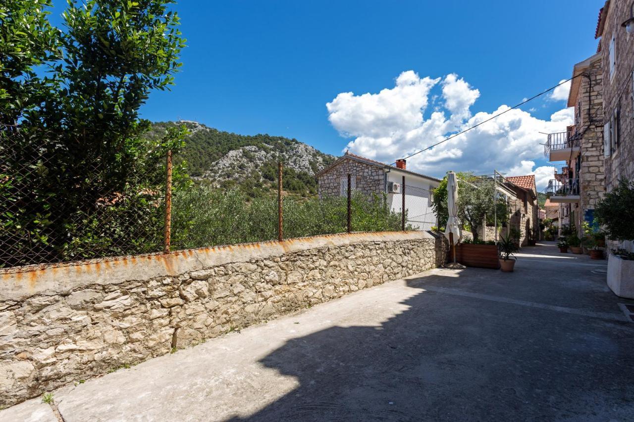 Apartment And Studios Happy Place Hvar Town Dış mekan fotoğraf