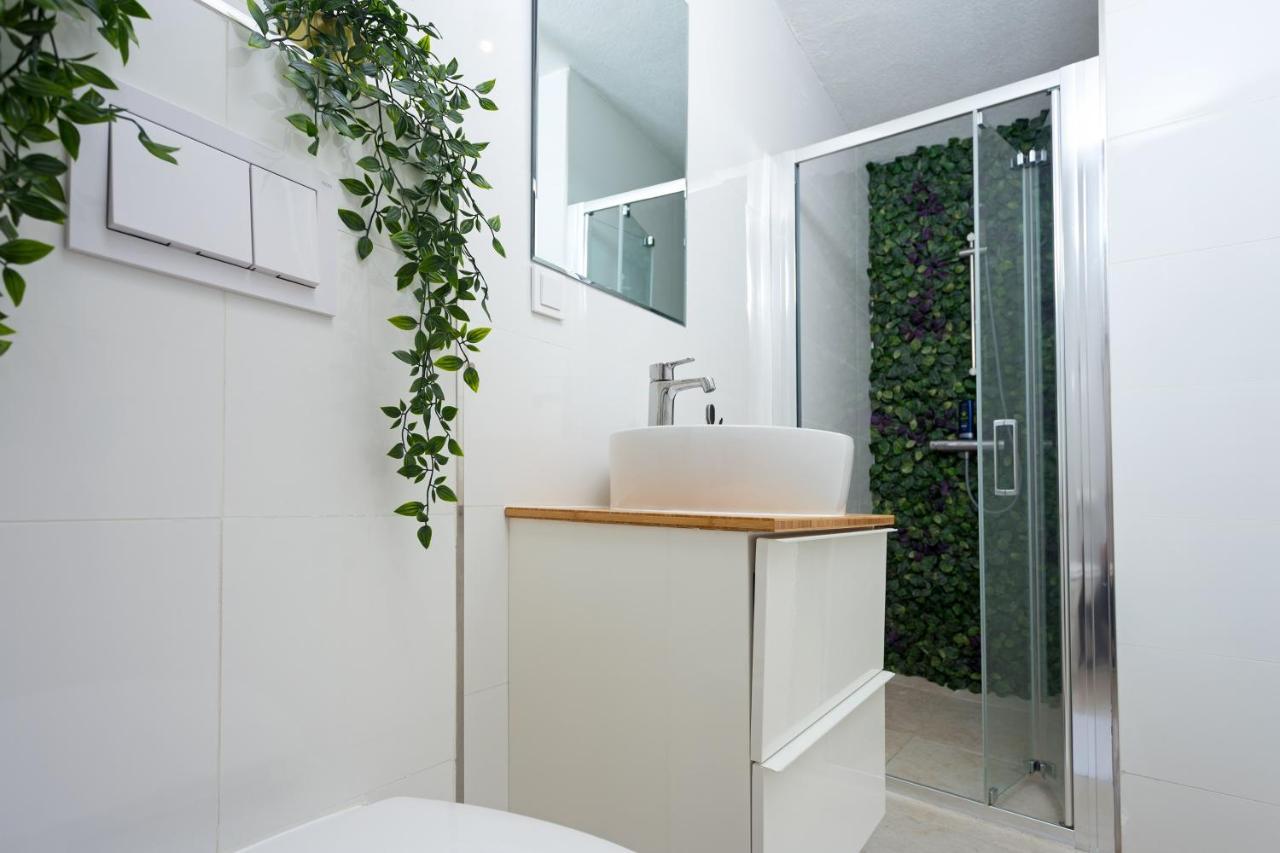 Apartment And Studios Happy Place Hvar Town Dış mekan fotoğraf