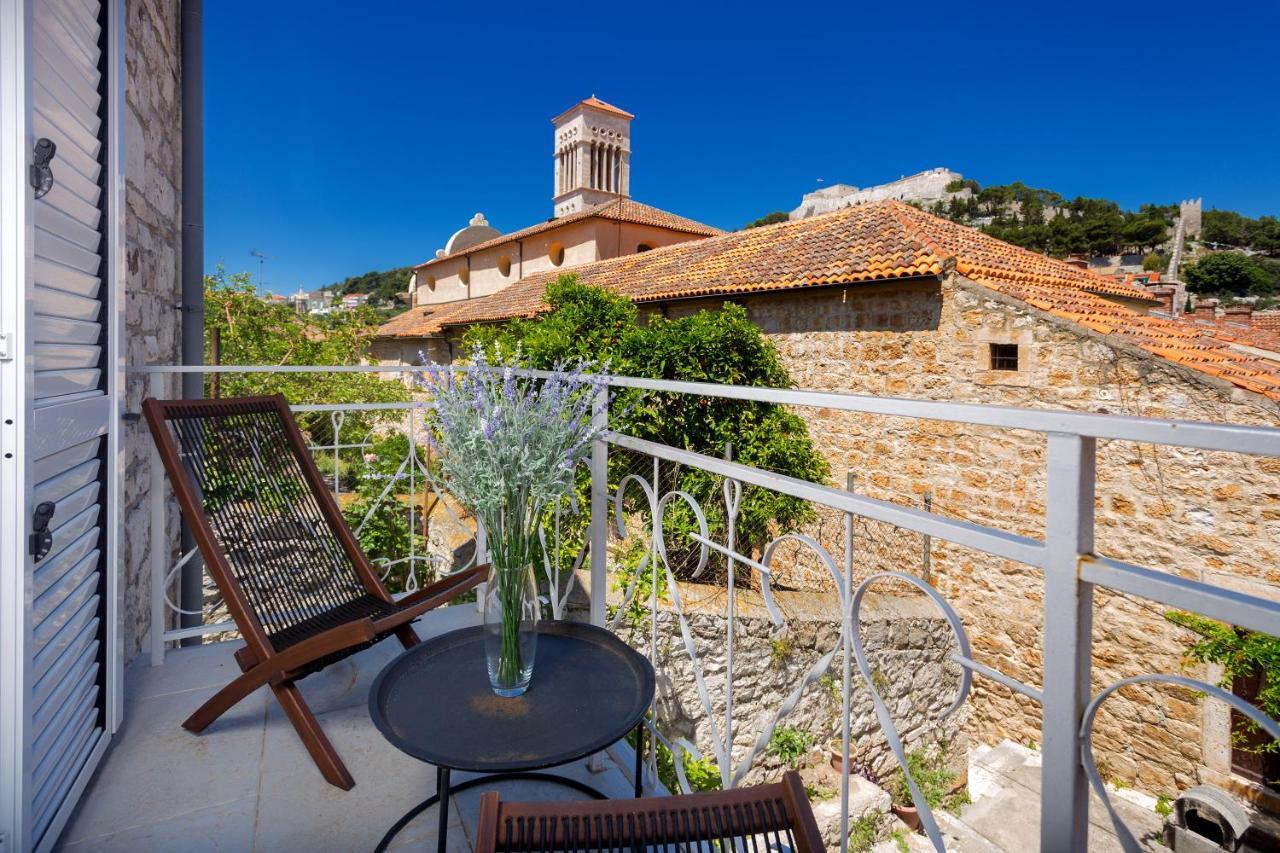 Apartment And Studios Happy Place Hvar Town Dış mekan fotoğraf