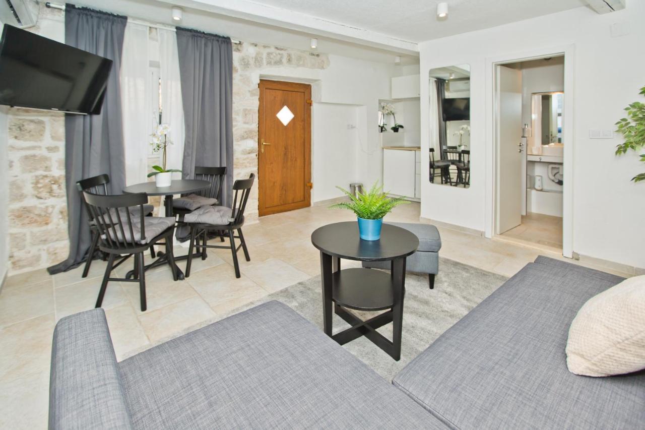 Apartment And Studios Happy Place Hvar Town Dış mekan fotoğraf