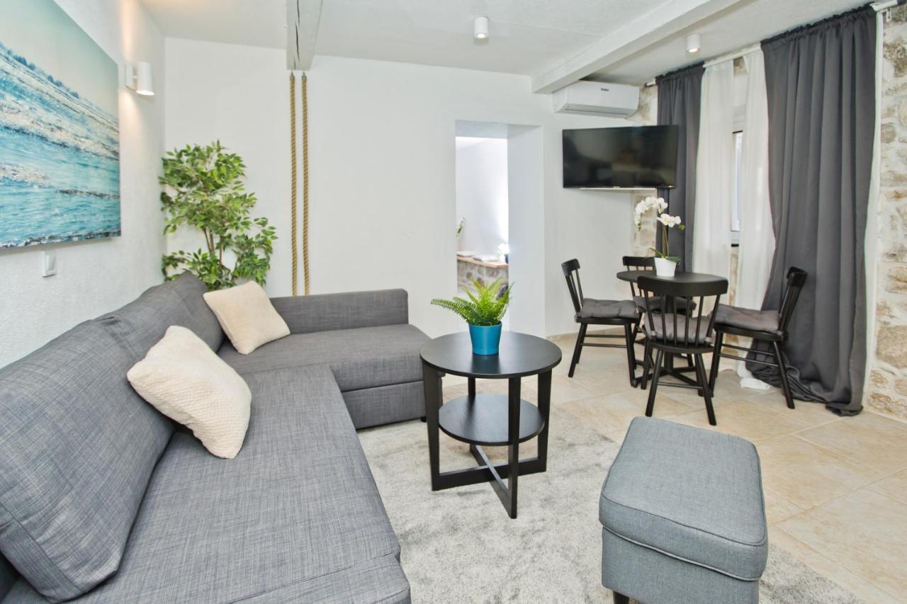 Apartment And Studios Happy Place Hvar Town Dış mekan fotoğraf