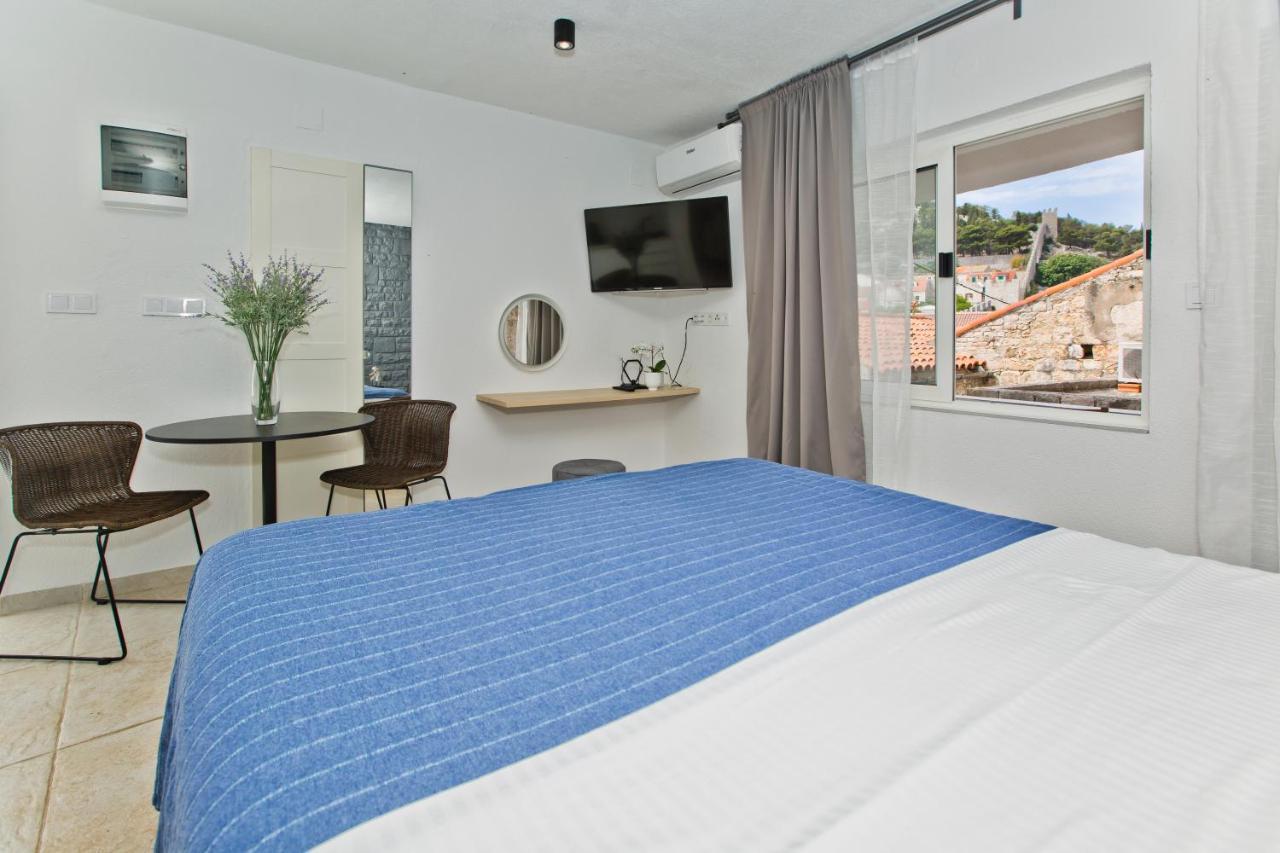 Apartment And Studios Happy Place Hvar Town Dış mekan fotoğraf