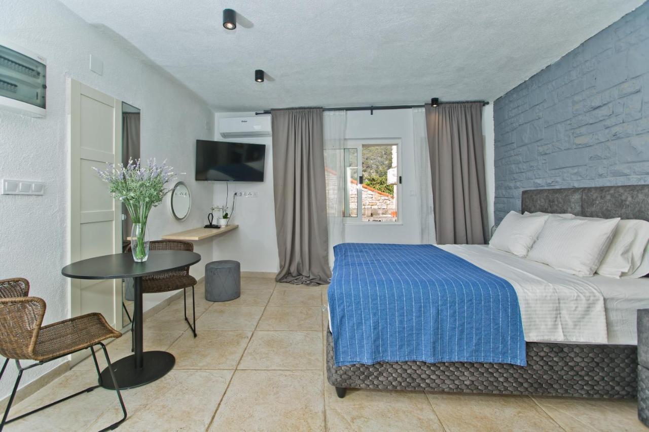 Apartment And Studios Happy Place Hvar Town Dış mekan fotoğraf
